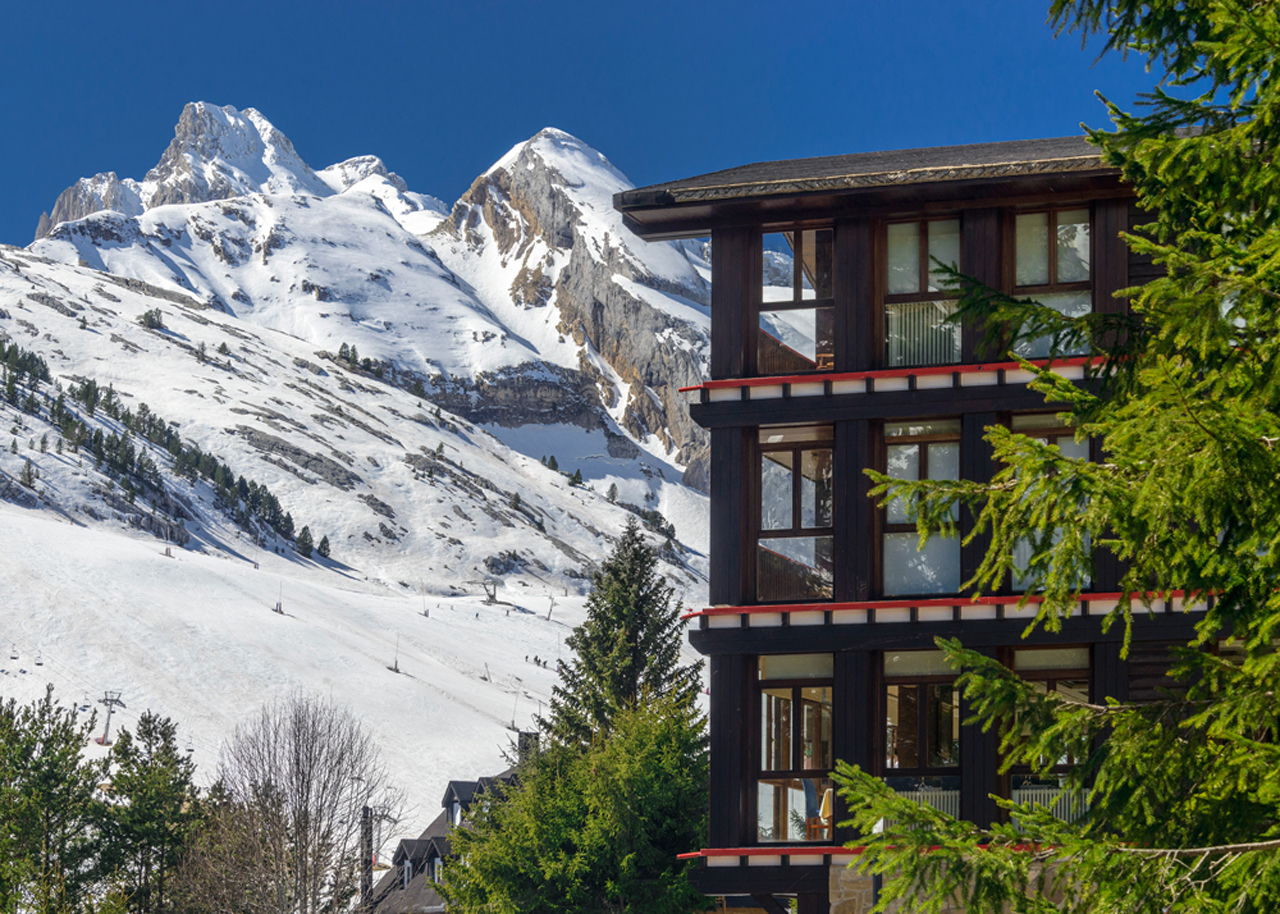 Hotel Candanchu 8/58
