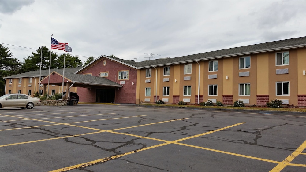 Americas Best Value Inn Foxboro 5/35