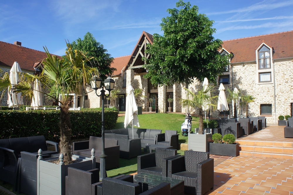 Golf Hotel Domaine de La Brie 41/50