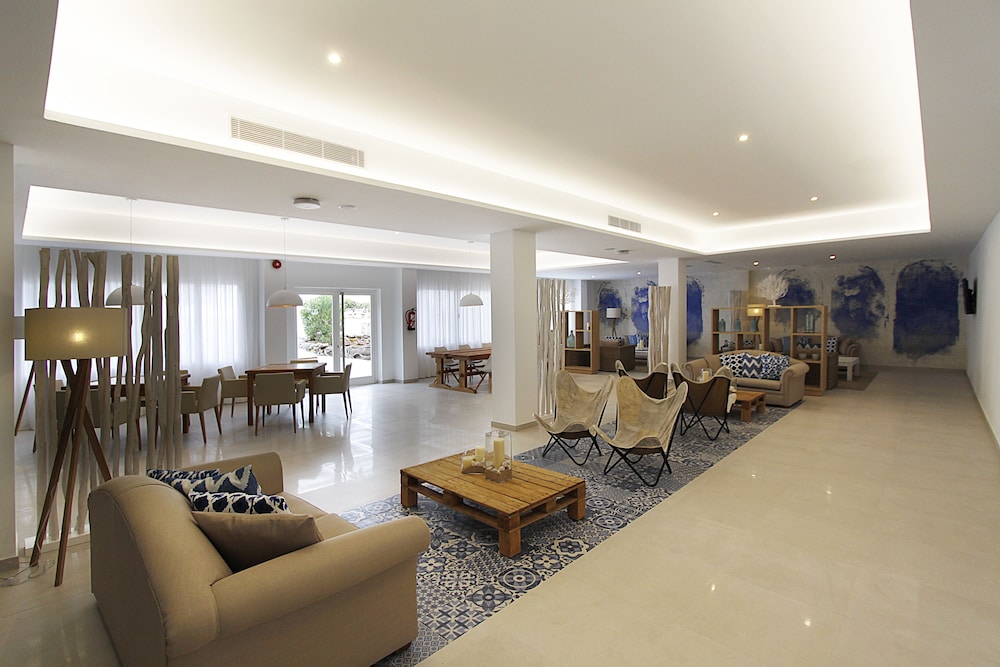 BG Portinatx Beach Club Hotel 20/30