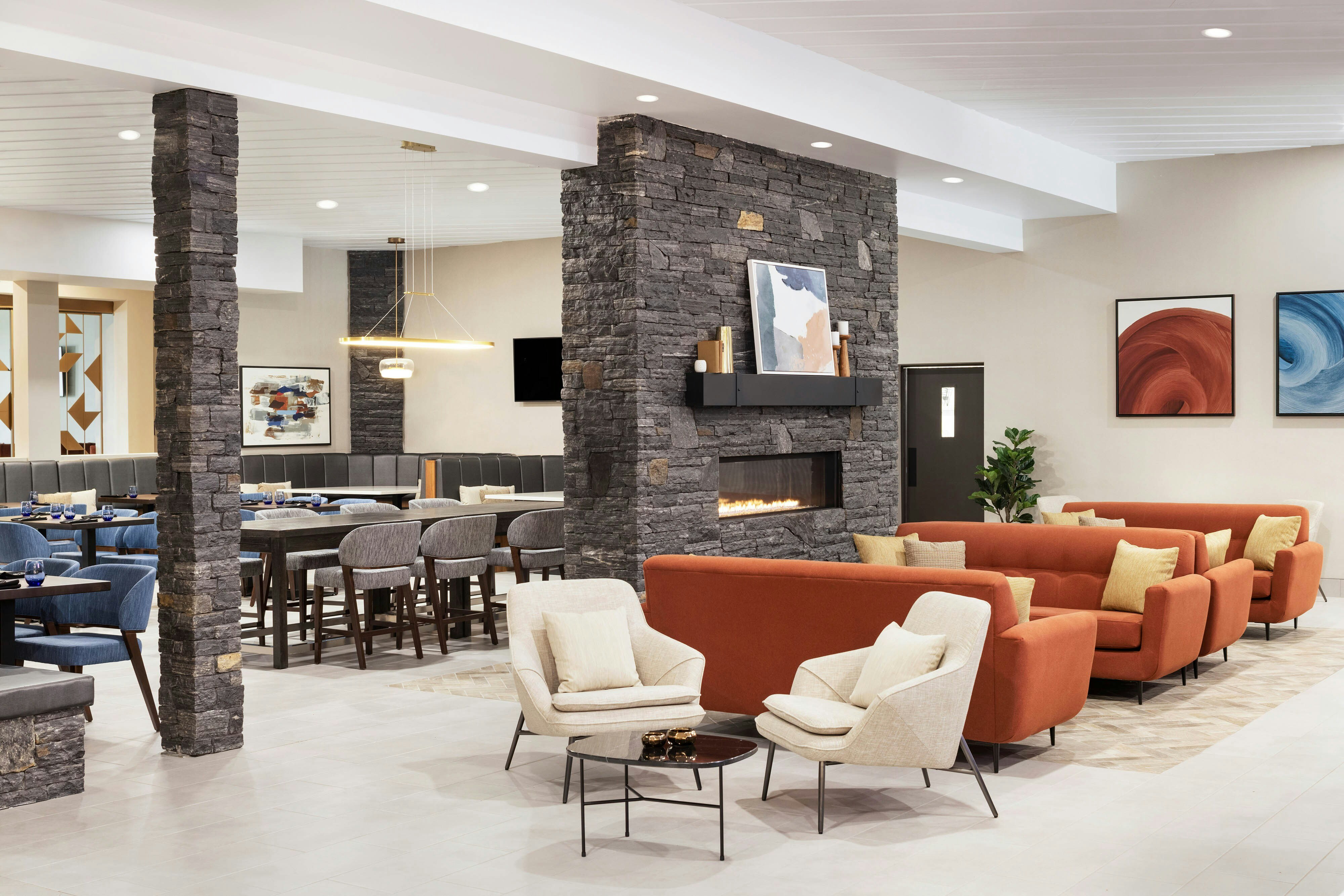 Delta Hotels by Marriott Grande Prairie Airport 13/21