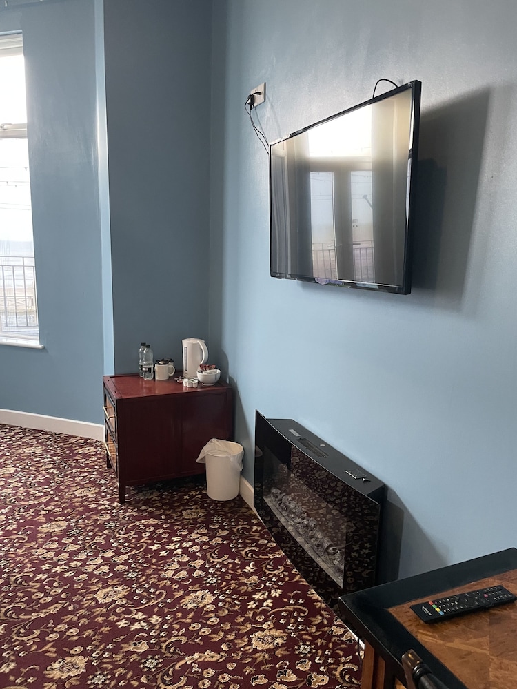 North Ocean Hotel 4/34