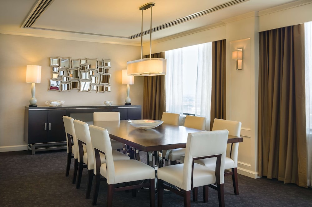 DoubleTree by Hilton Hotel Los Angeles Downtown 56/79
