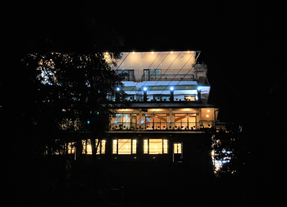 Madhuban Sarovar Portico Mussoorie 2/50