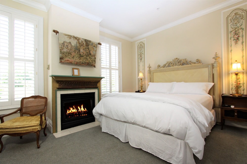 Napa Inn 14/50
