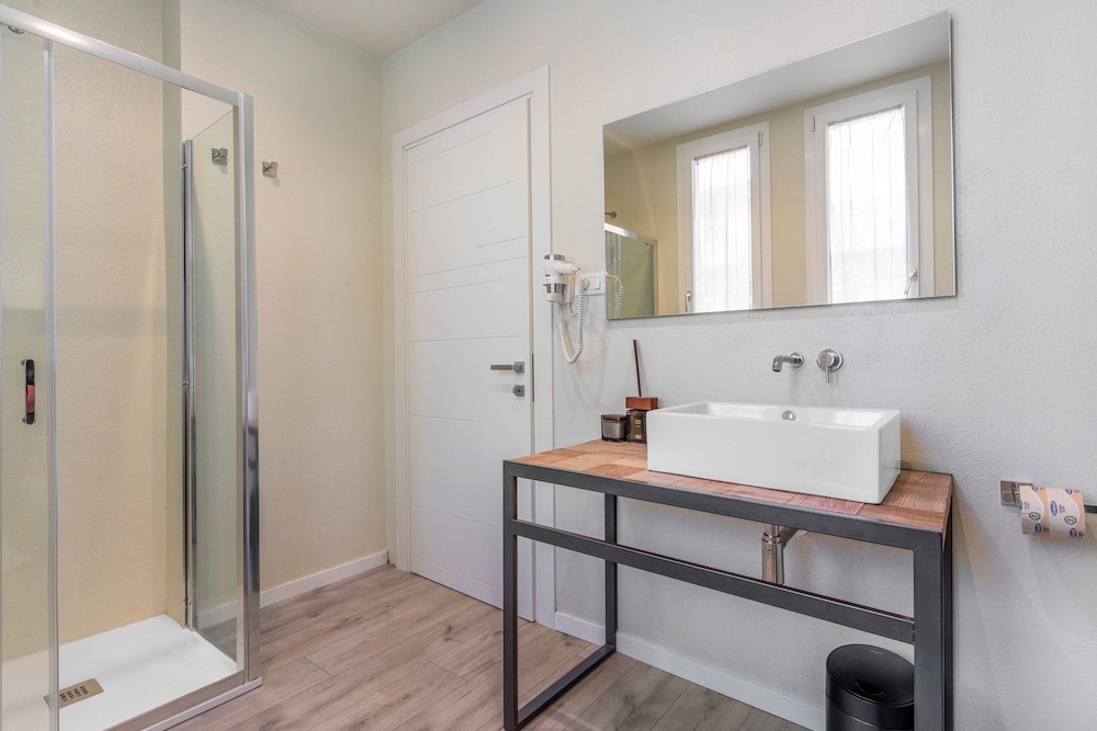 Meneghina Suites Foresteria Lombarda 20/20