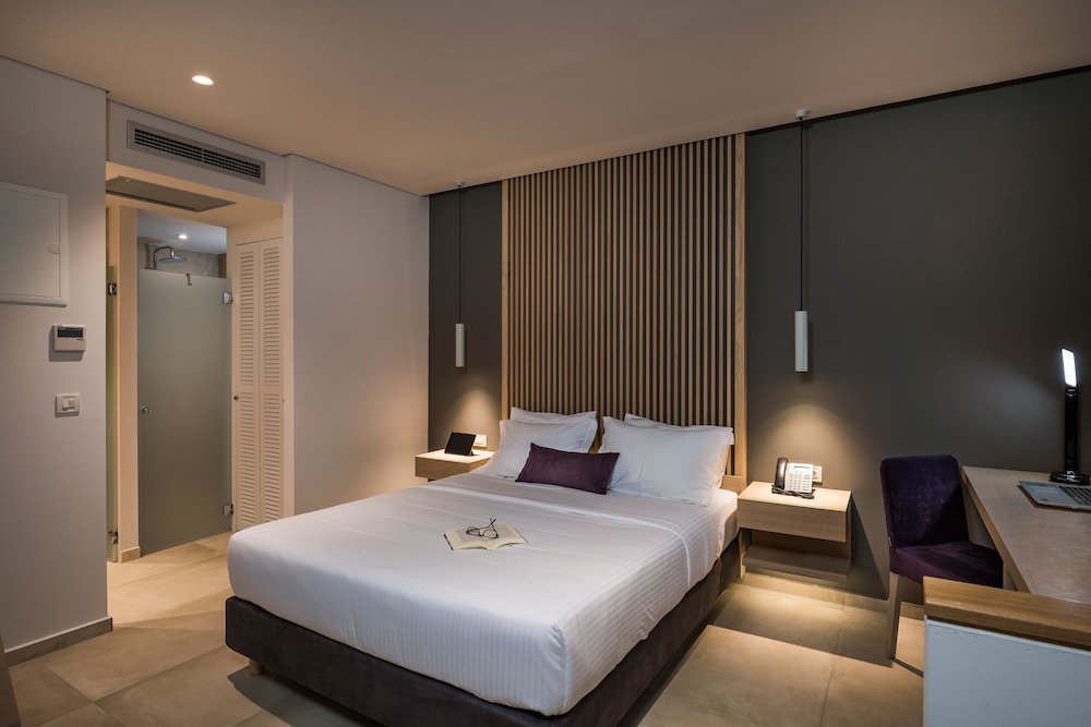 Trianon Luxury Apartments and Suites 23/74