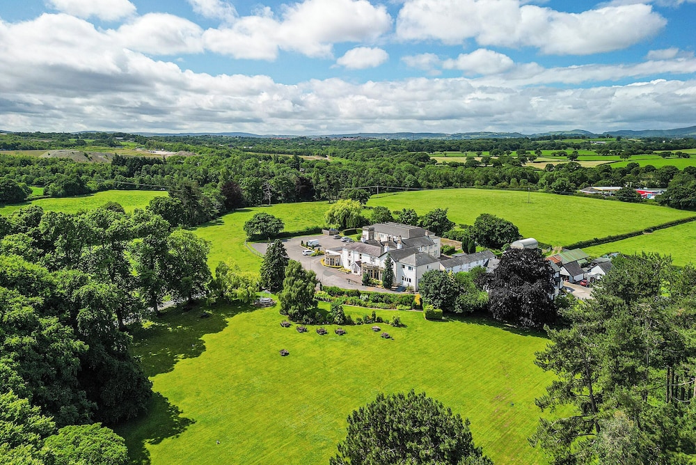 Northop Hall Country House Hotel 60/66