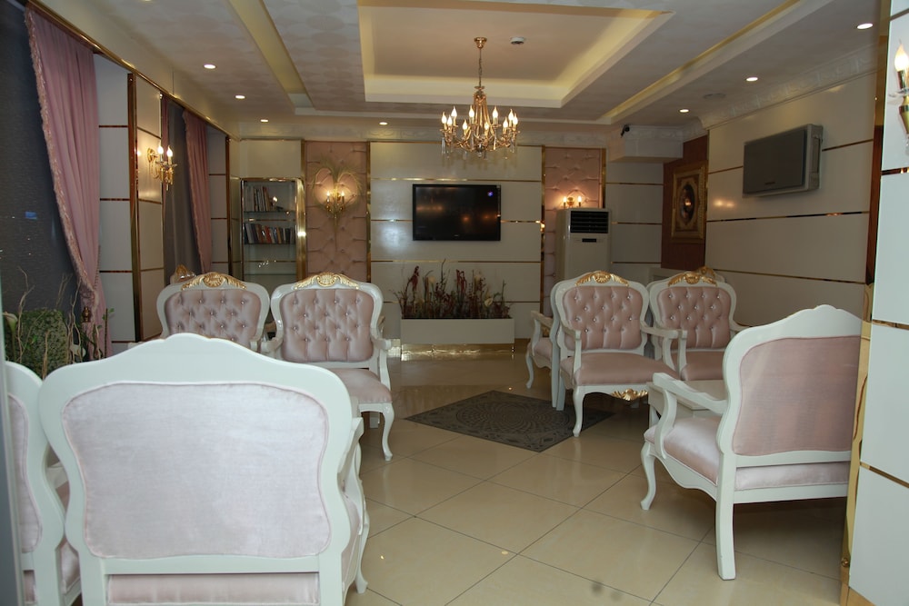 Royal Anka Hotel 19/32