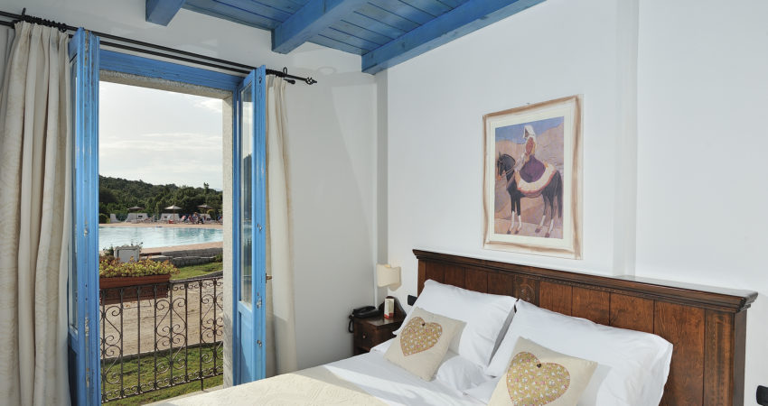 Deluxe, Double or Twin Bed