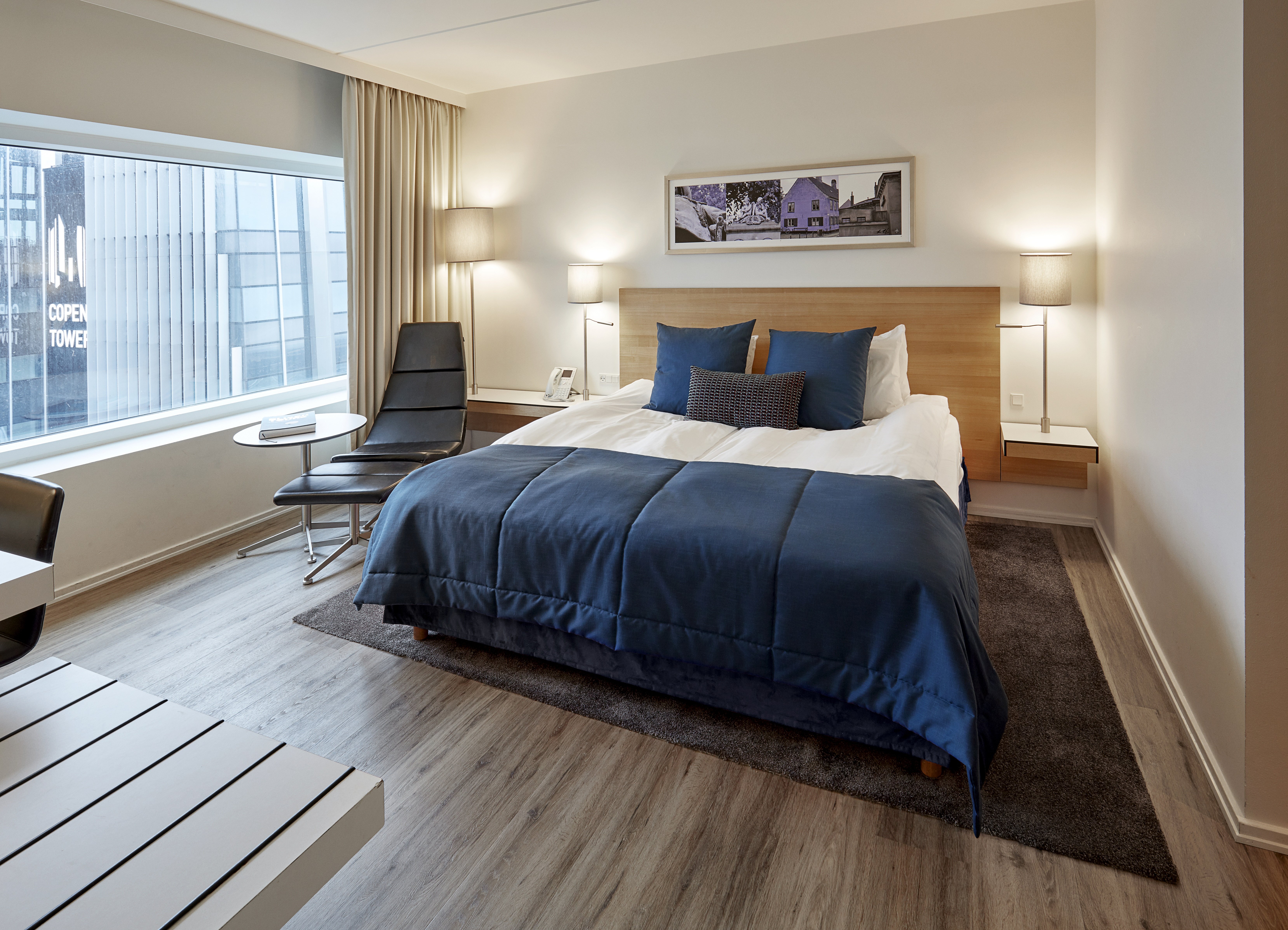 CROWNE PLAZA COPENHAGEN TOWERS 30/79