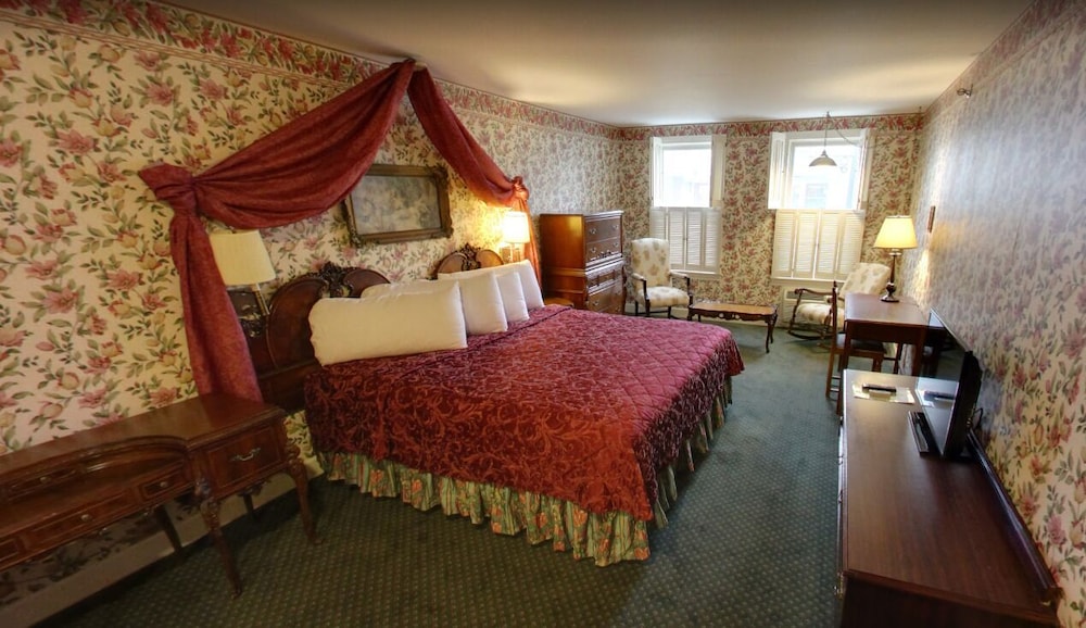 Murray Hotel 15/35