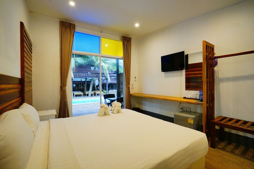 Apple Beachfront Resort 45/69