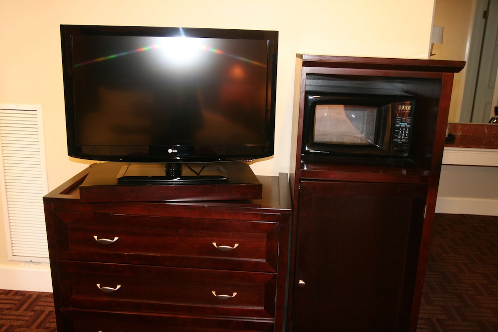 Hampton Inn and Suites Stamford 22/46