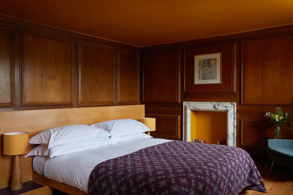 Cowley Manor 27/58