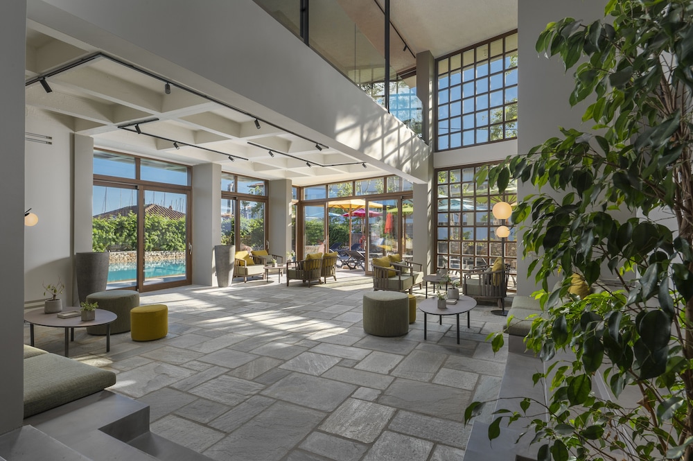 Alkyon Hotel 44/54