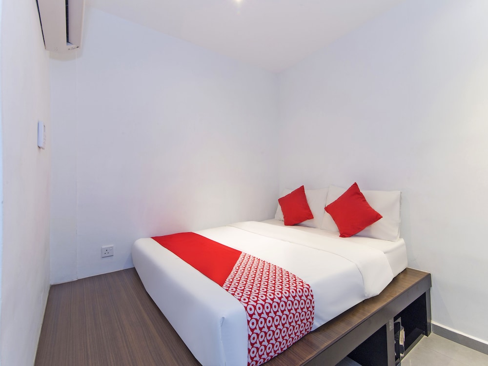 Mutiara Suites 12/60