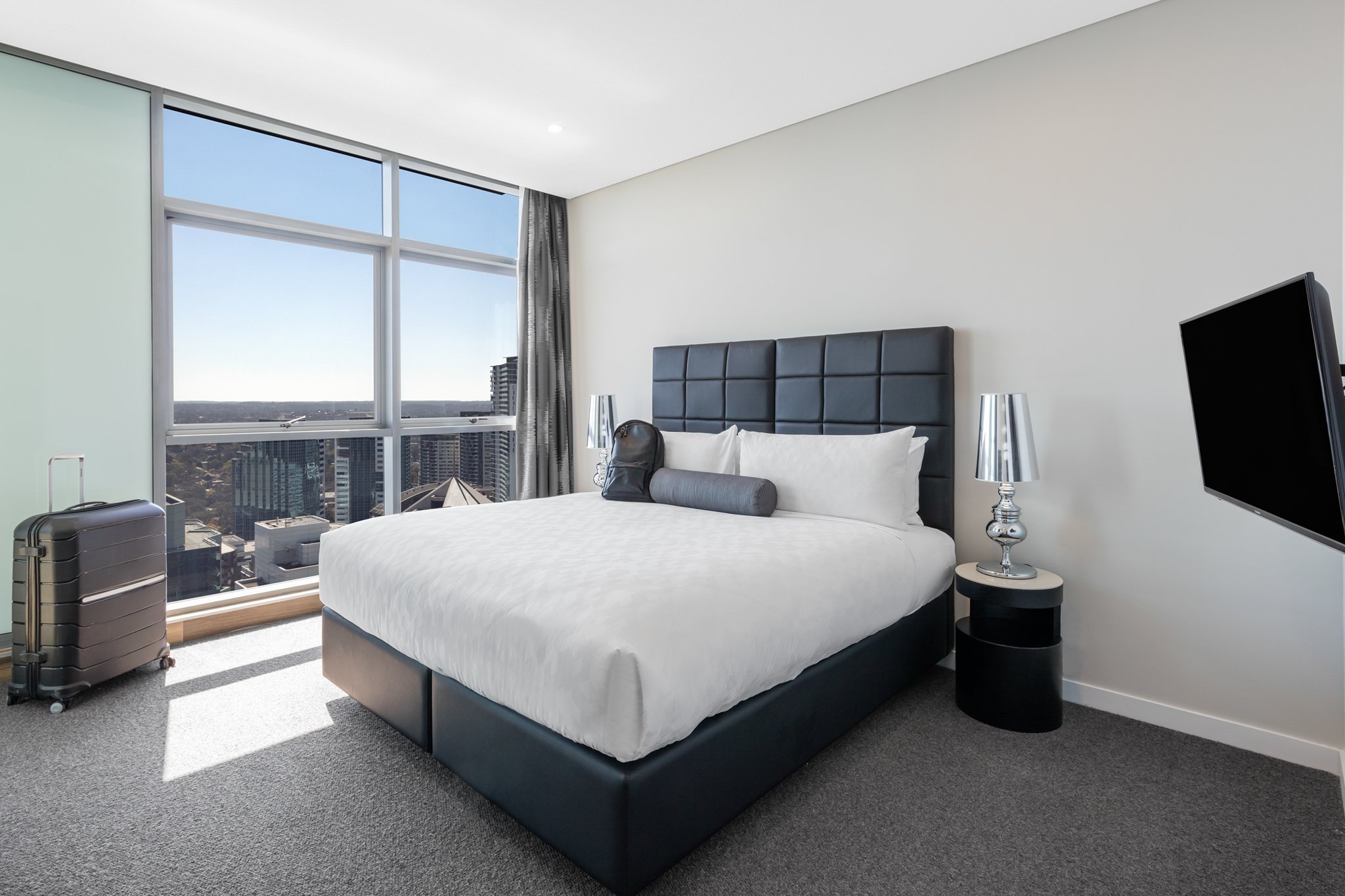 Meriton Suites Chatswood 5/21