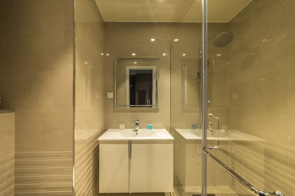Orbi Beach Tower Hotel Official 28/42