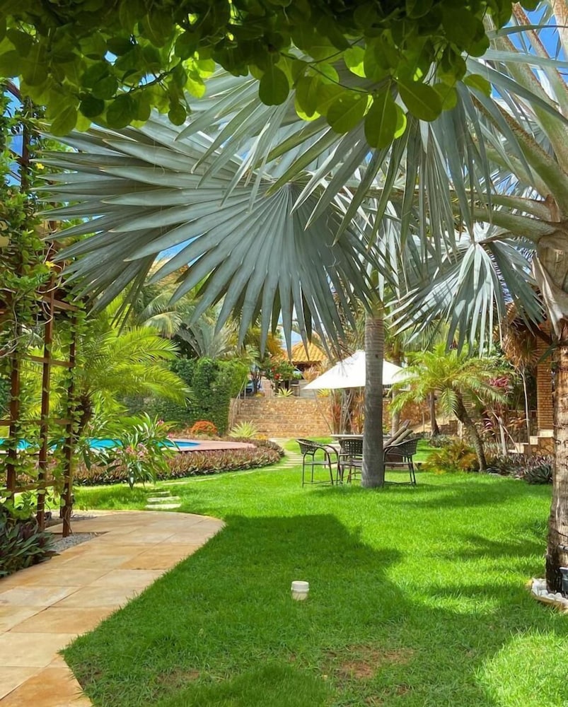 Pousada Refugio Jardim de Canoa 60/67