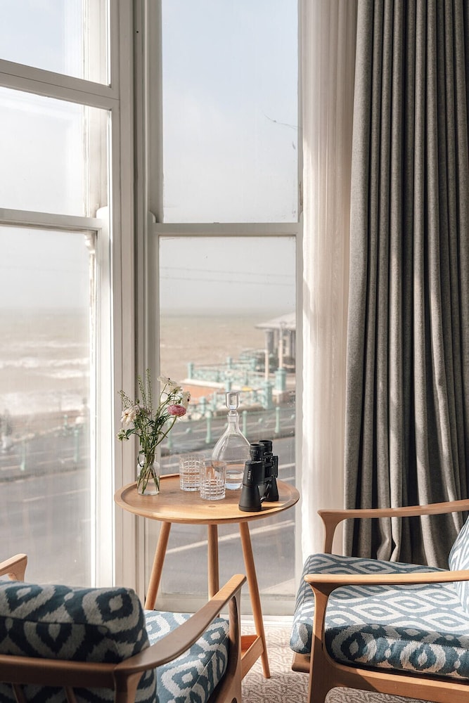 Brighton Harbour Hotel & Spa 60/72
