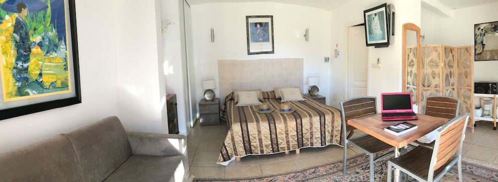Hotel A Trama 14/31