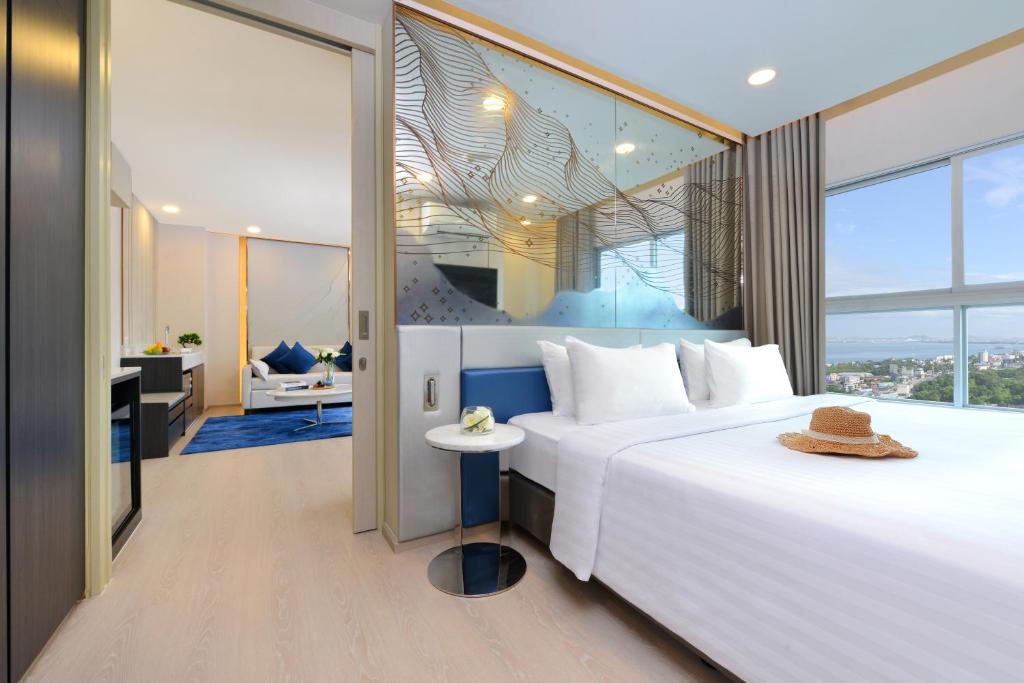 GRAND SUITE