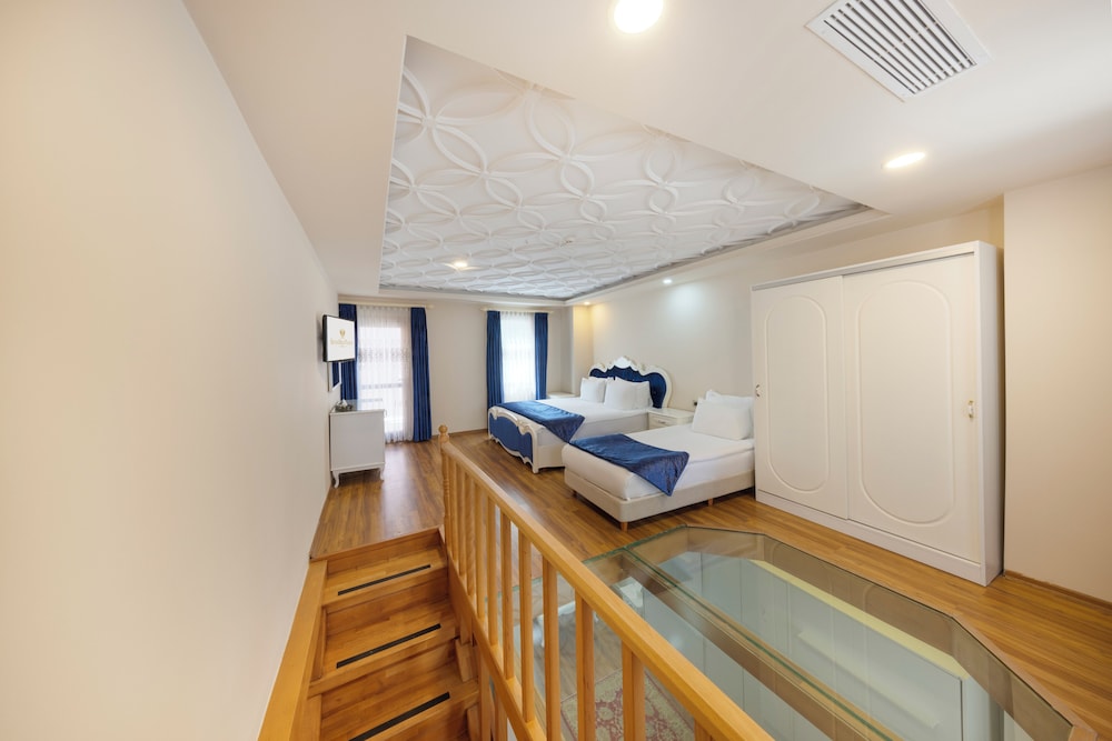 Seven Hills Palace & Spa 44/72