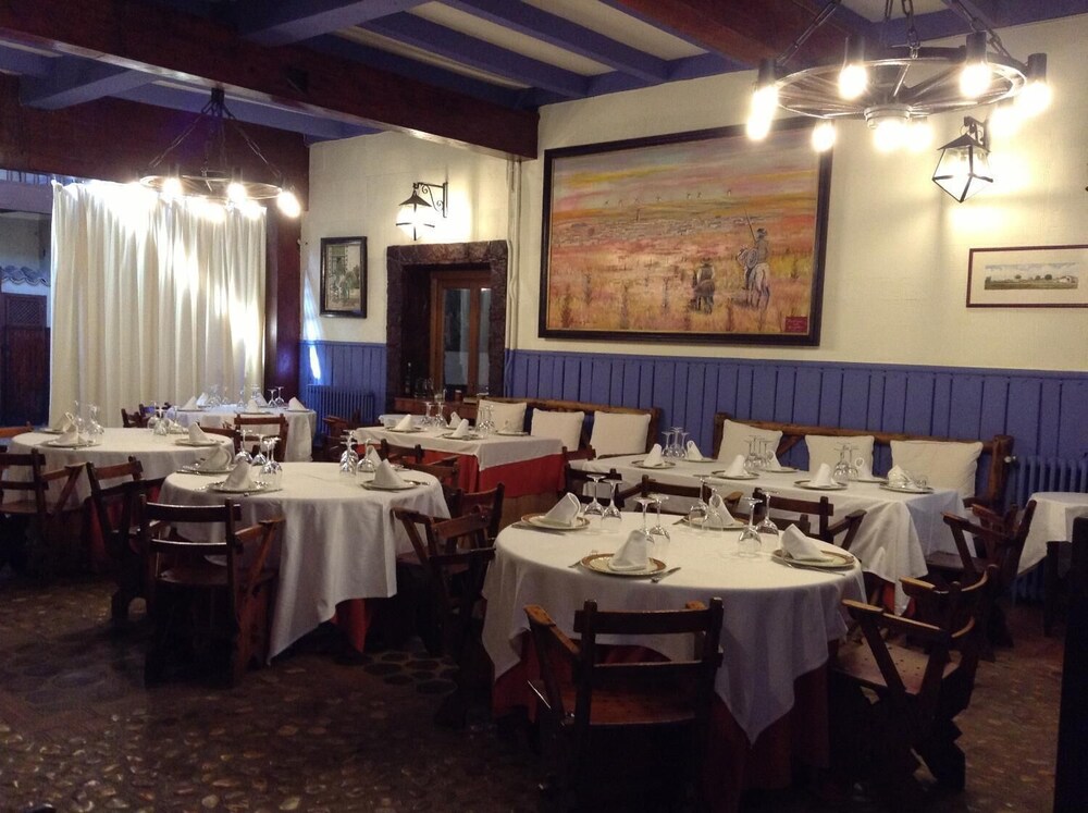 Meson Don Quijote 23/25