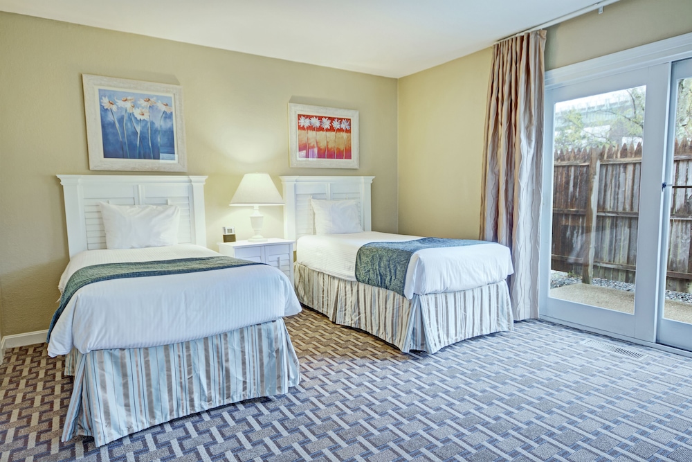 Club Wyndham Newport Overlook 14/50