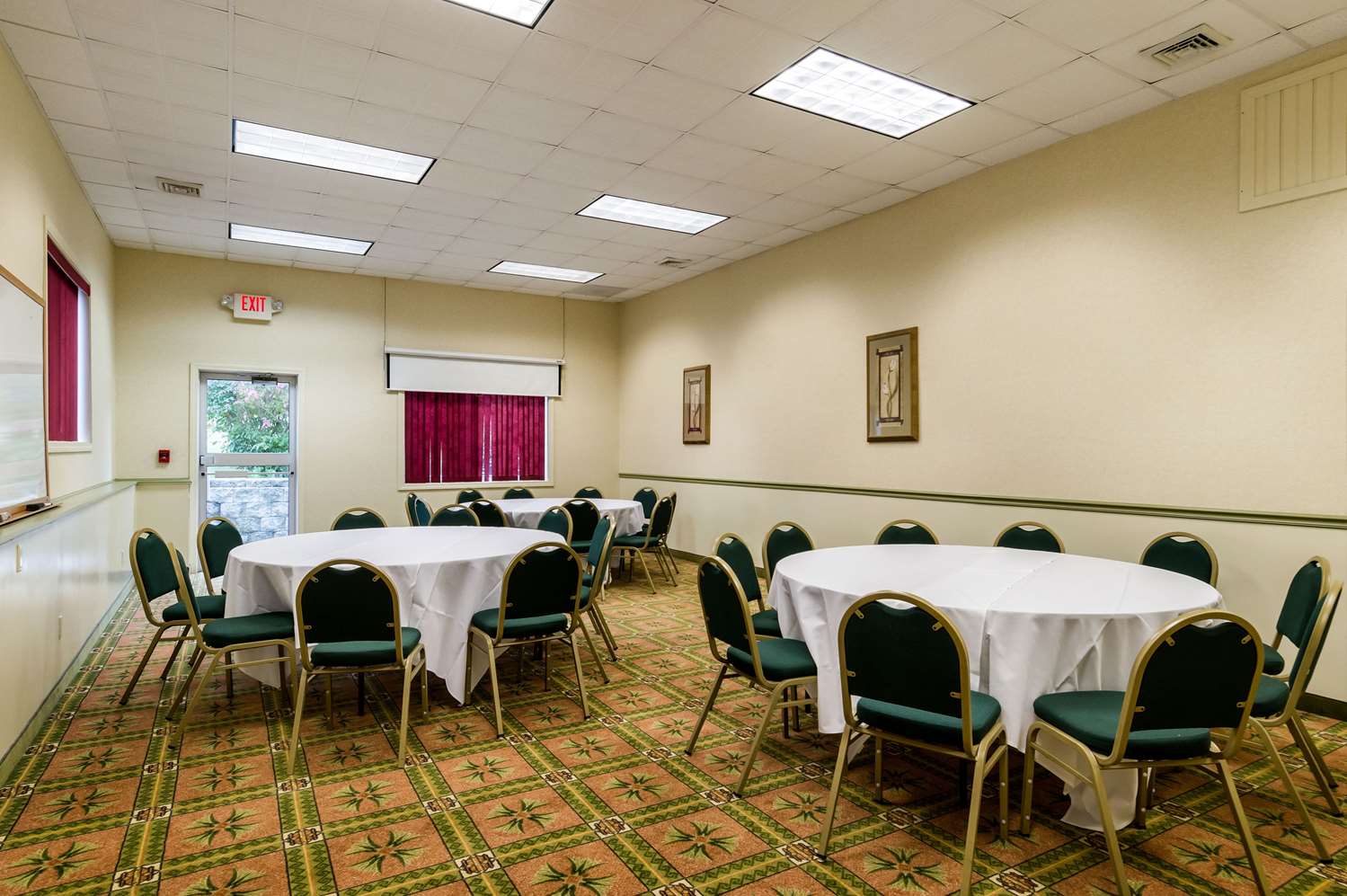 Rodeway Inn Hadley - Amherst 11/14