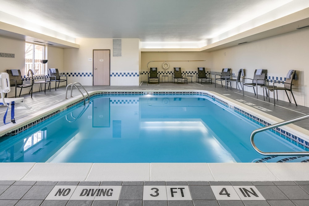 Fairfield by Marriott Inn & Suites Kansas City Airport 13/38