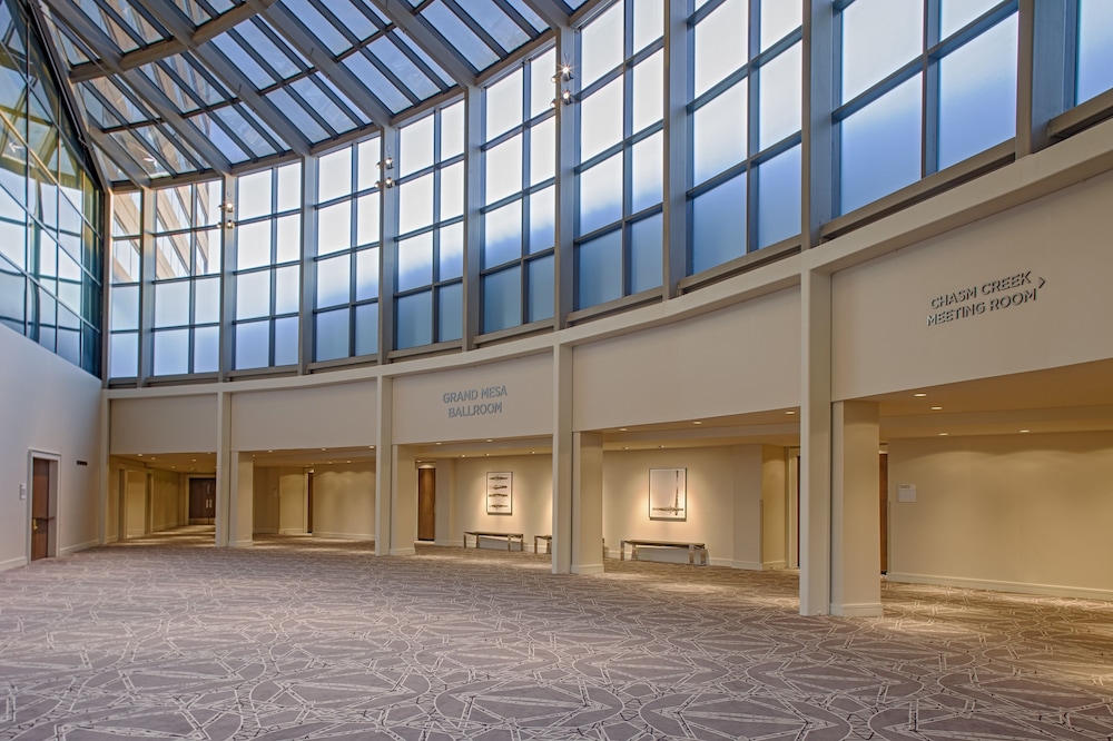 Hyatt Regency Denver Tech Center 7/76