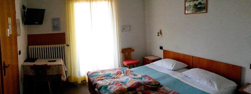 Hotel Oswald 11/40