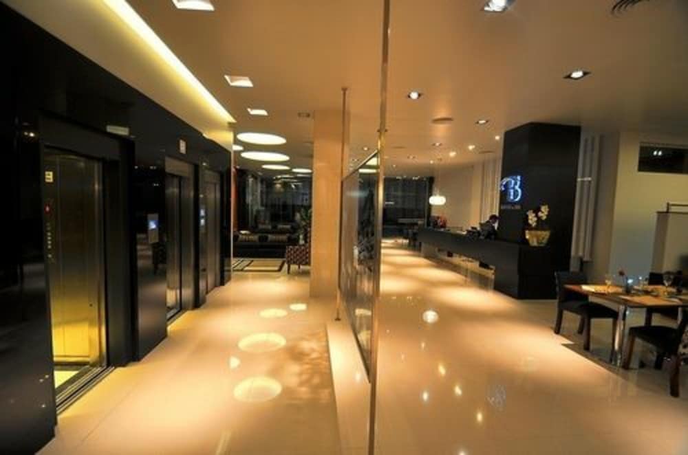 Hotel Bicentenario Suites & Spa 21/26