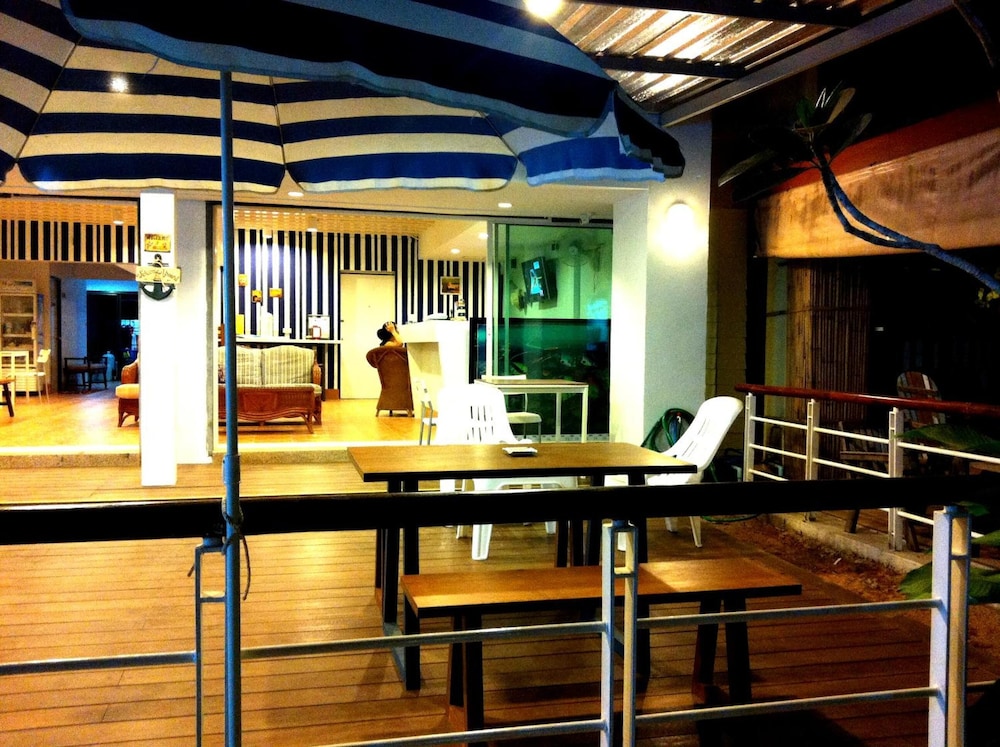 Nautical Home Bed & Breakfast Khaolak 42/68