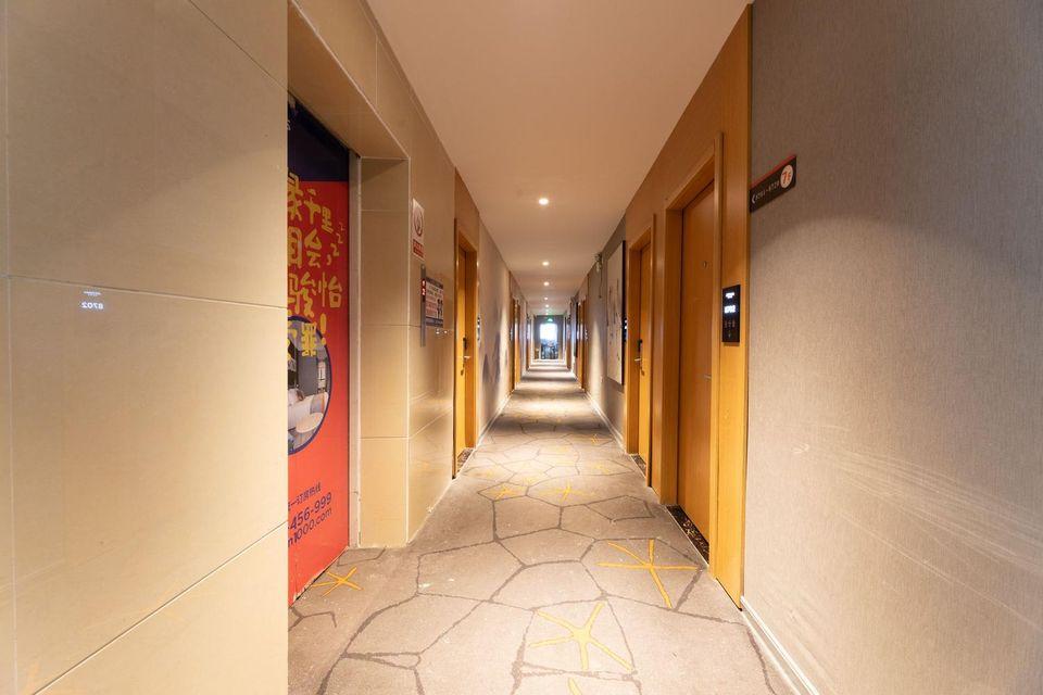 Homeinn Selected (Guangzhou Tianhe Longdong Botanical Garden Metro Station) photo3