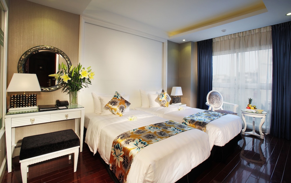 Golden Silk Boutique Hotel 41/70