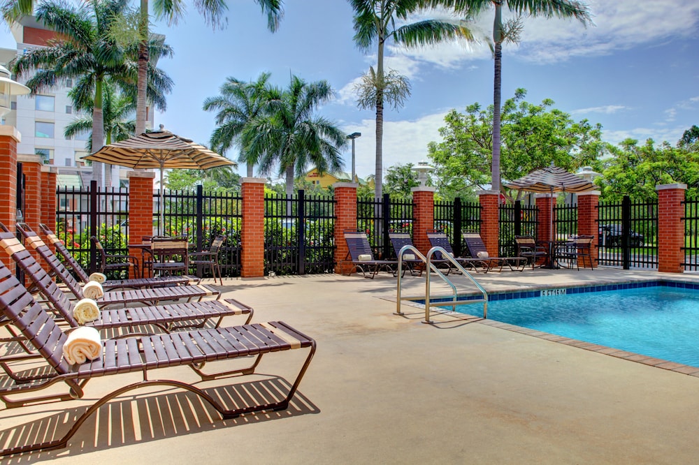 Hyatt Place Fort Lauderdale Airport - South & Cruise Port 38/44