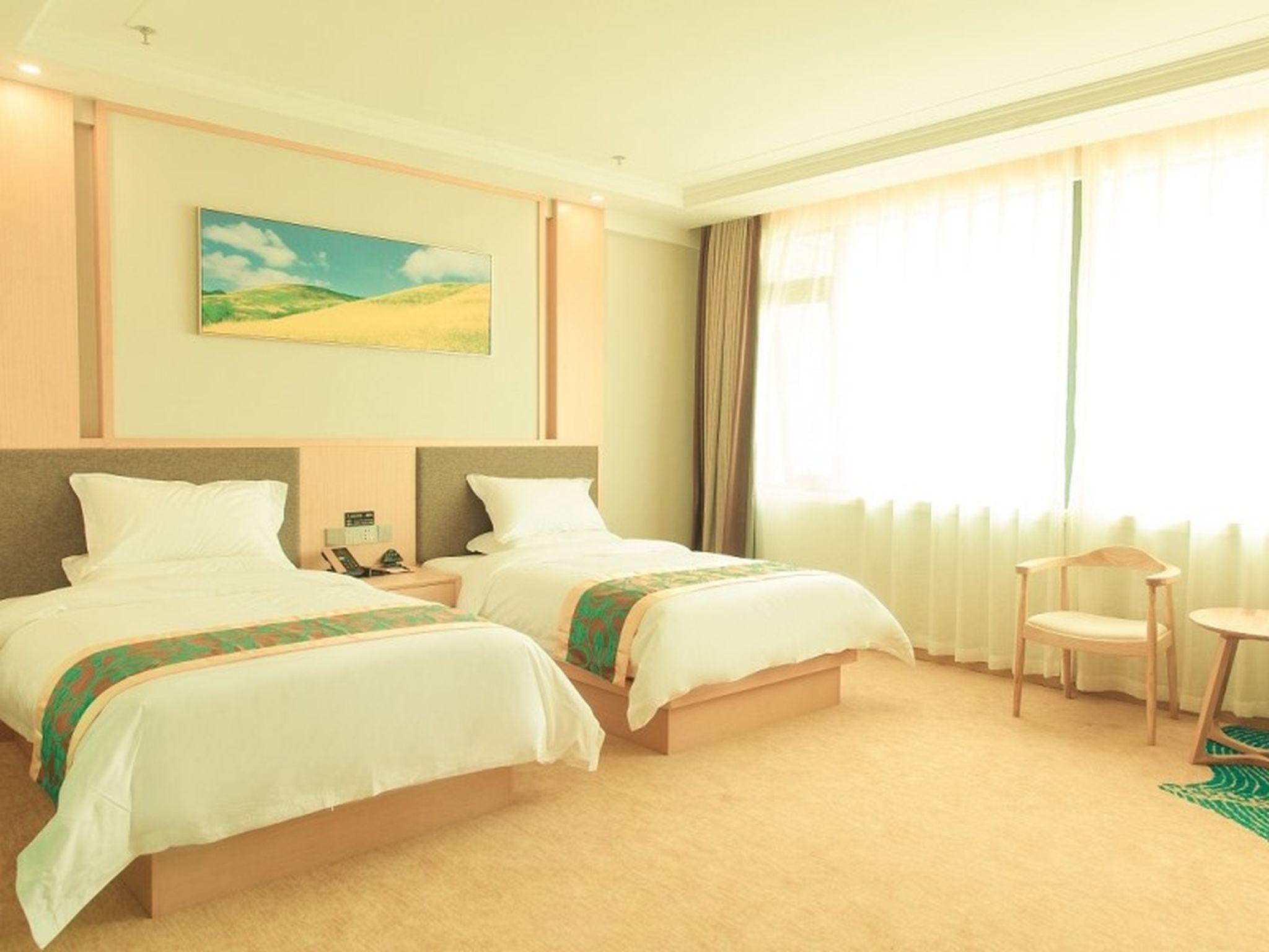 Oriental, Superior, Twin Beds