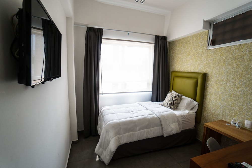 Hotel Suites Regina 13/30