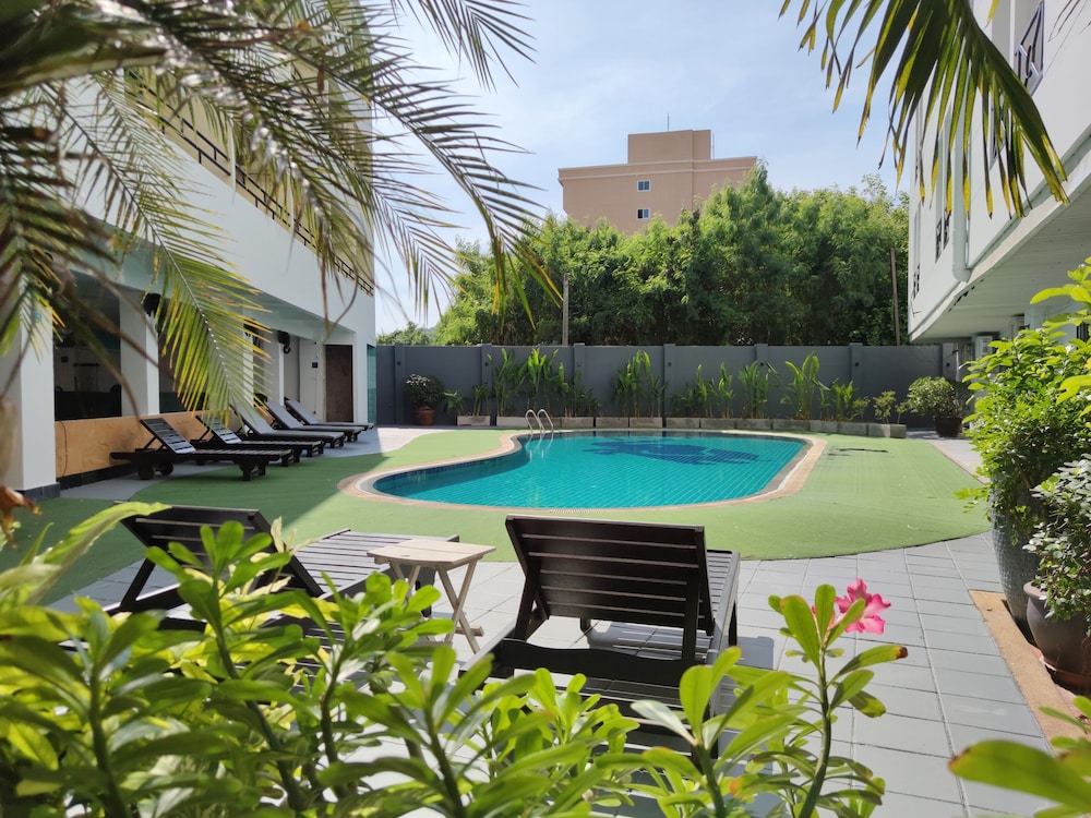 The Chanthong Residence and Hotel Pattaya 15/24