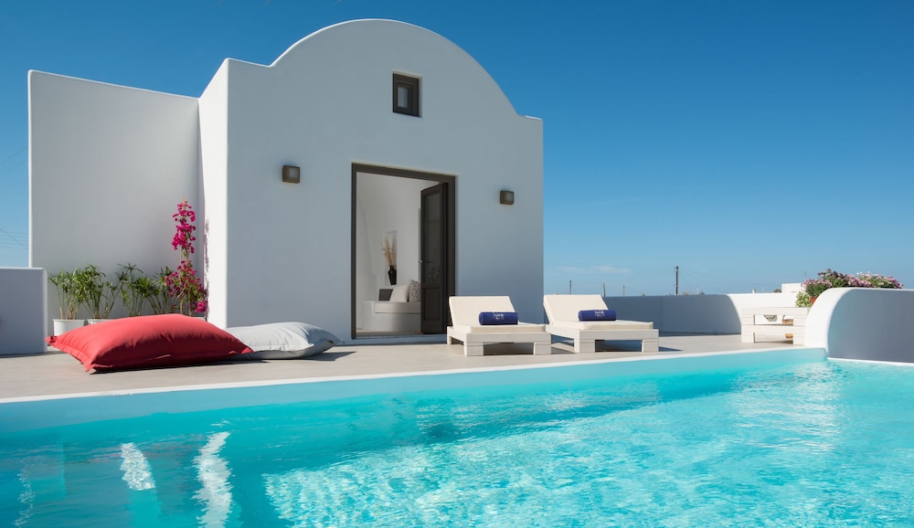 Azar Villas 18/50