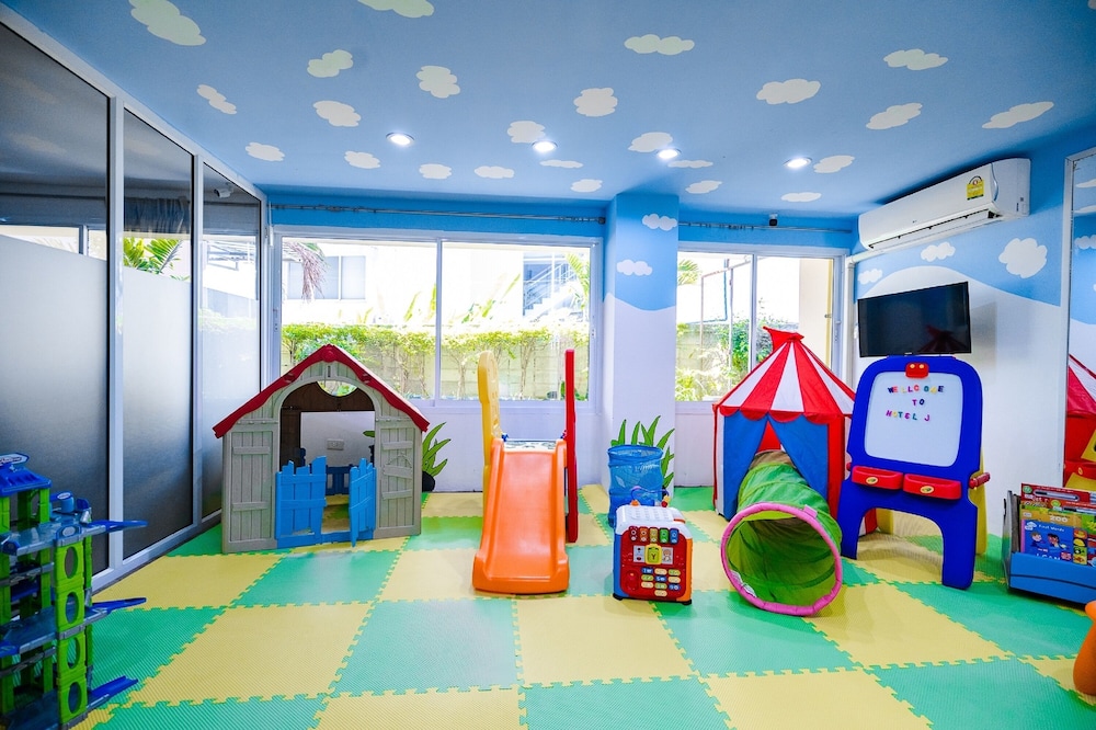 Hotel J Residence Pattaya 40/50