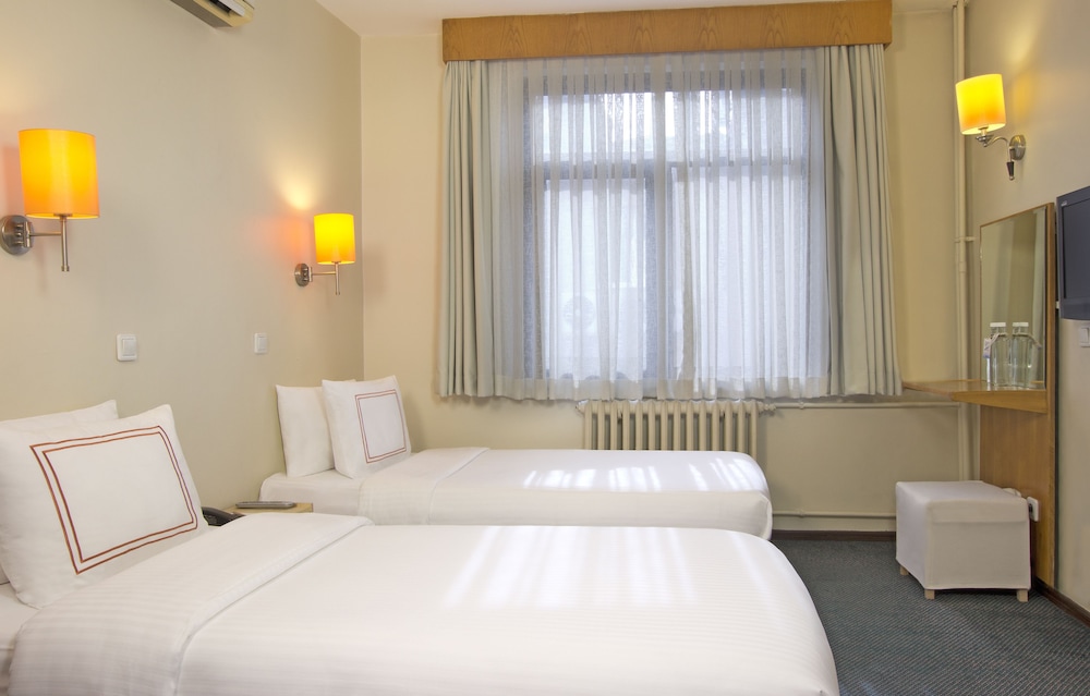 Ilkay Hotel Istanbul Formerly Ilkay Hotel 15/35