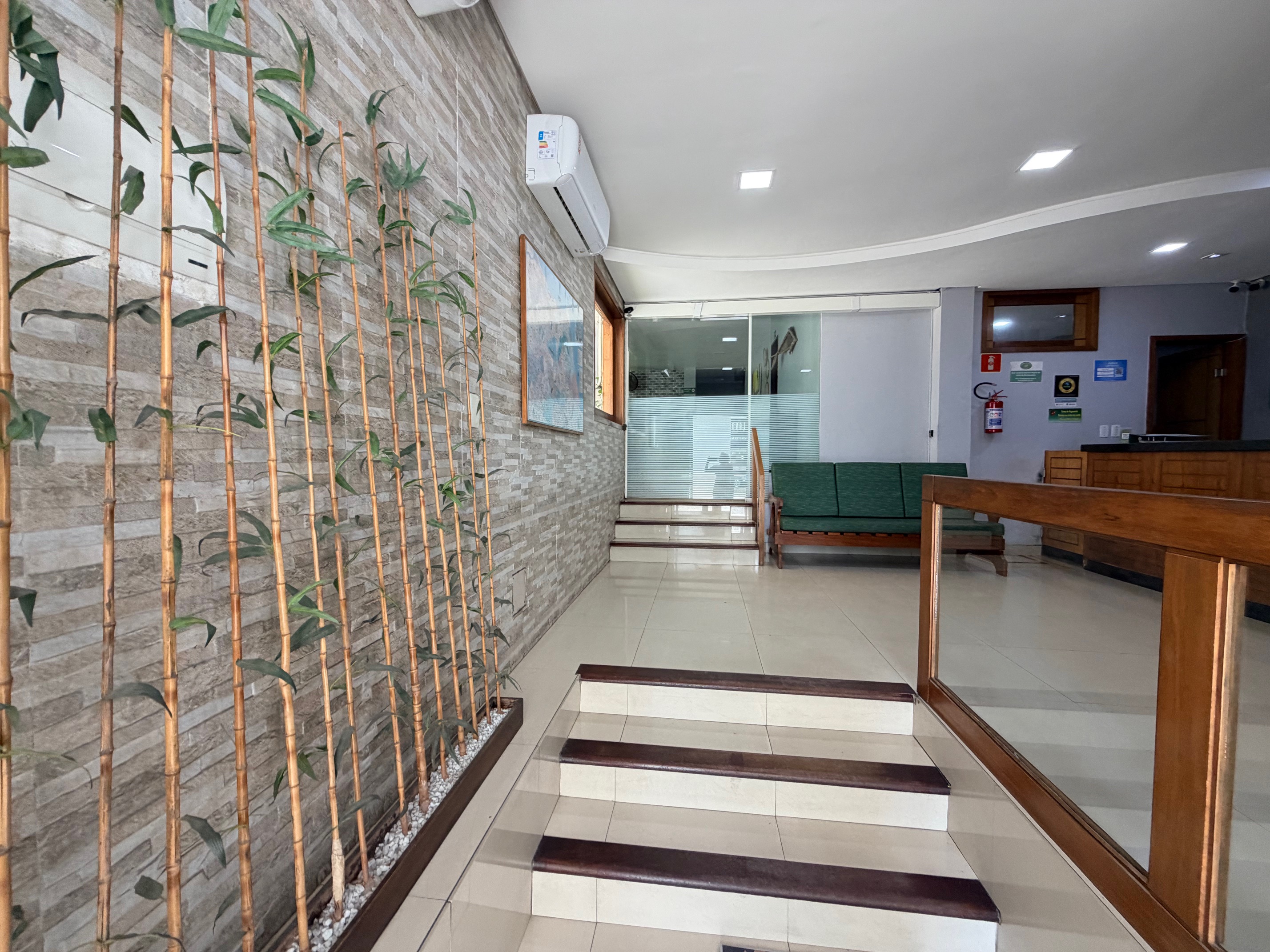 Abrolhos Praia Hotel 8/40