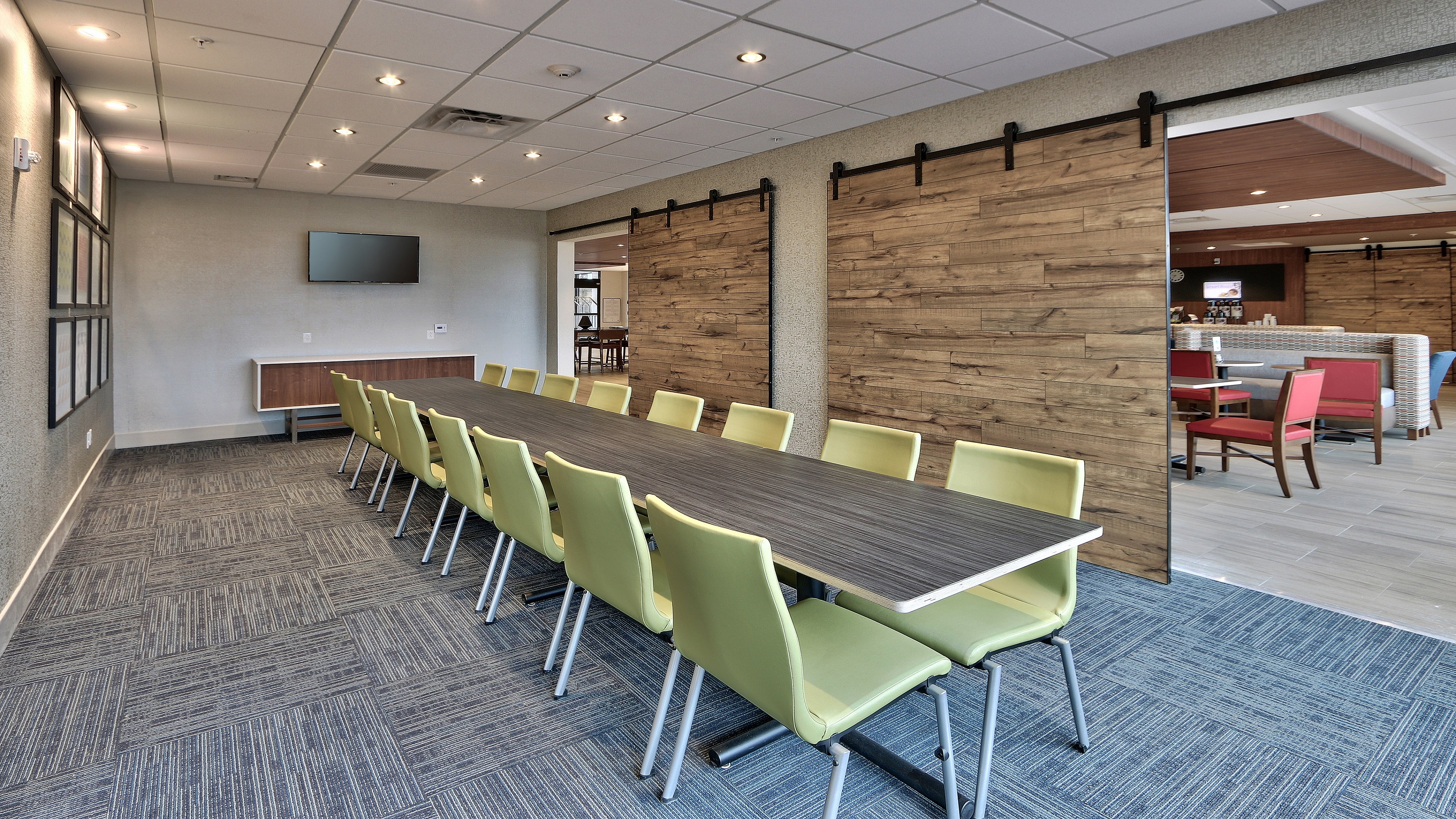 Holiday Inn Express & Suites Denver Northwest - Broomfield 46/51