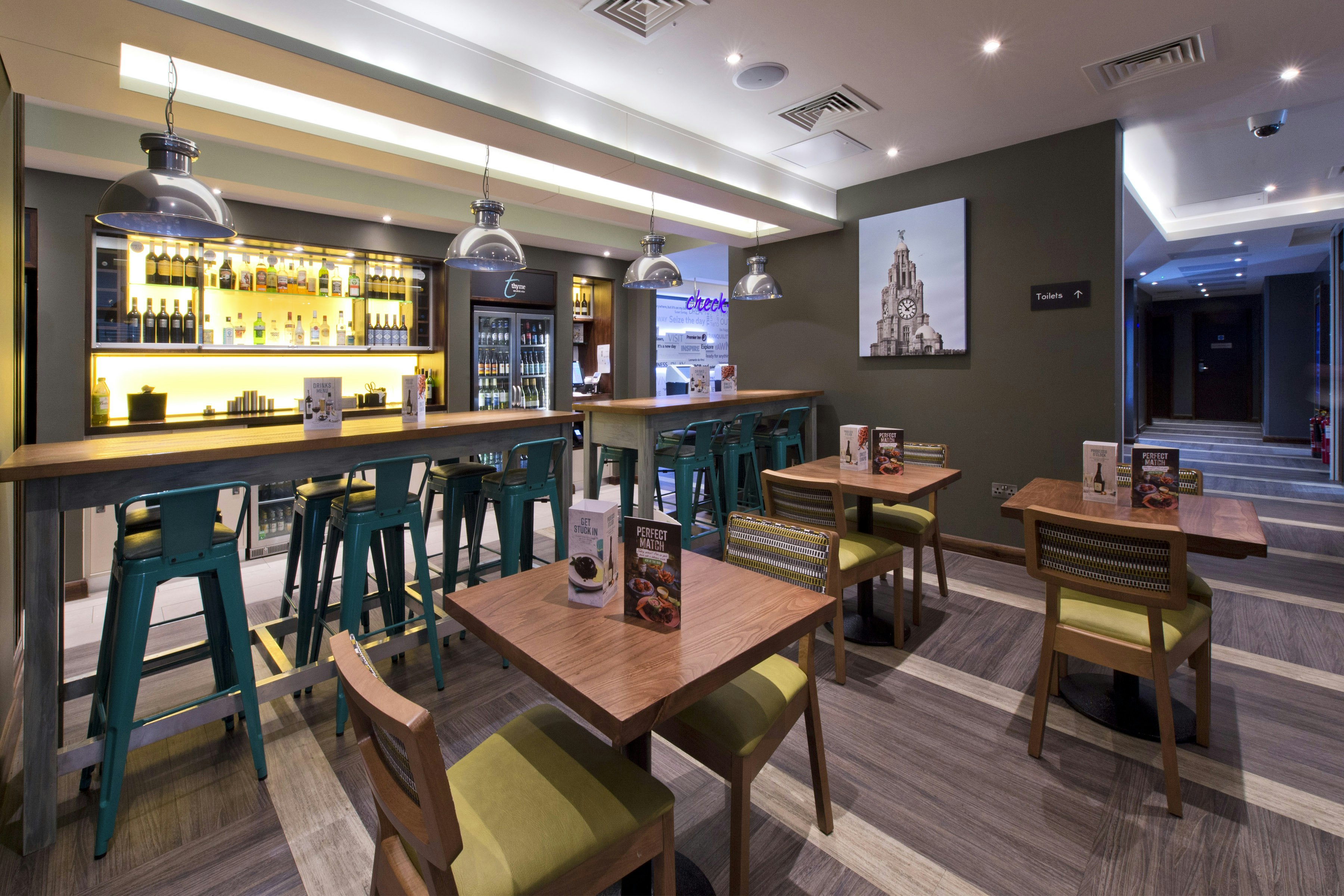 Premier Inn Liverpool City Centre (Lime Street) Hotel 25/37