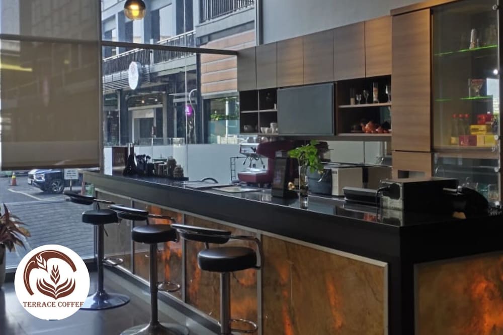 Aston Imperial Bekasi Hotel & Conference Center 50/53