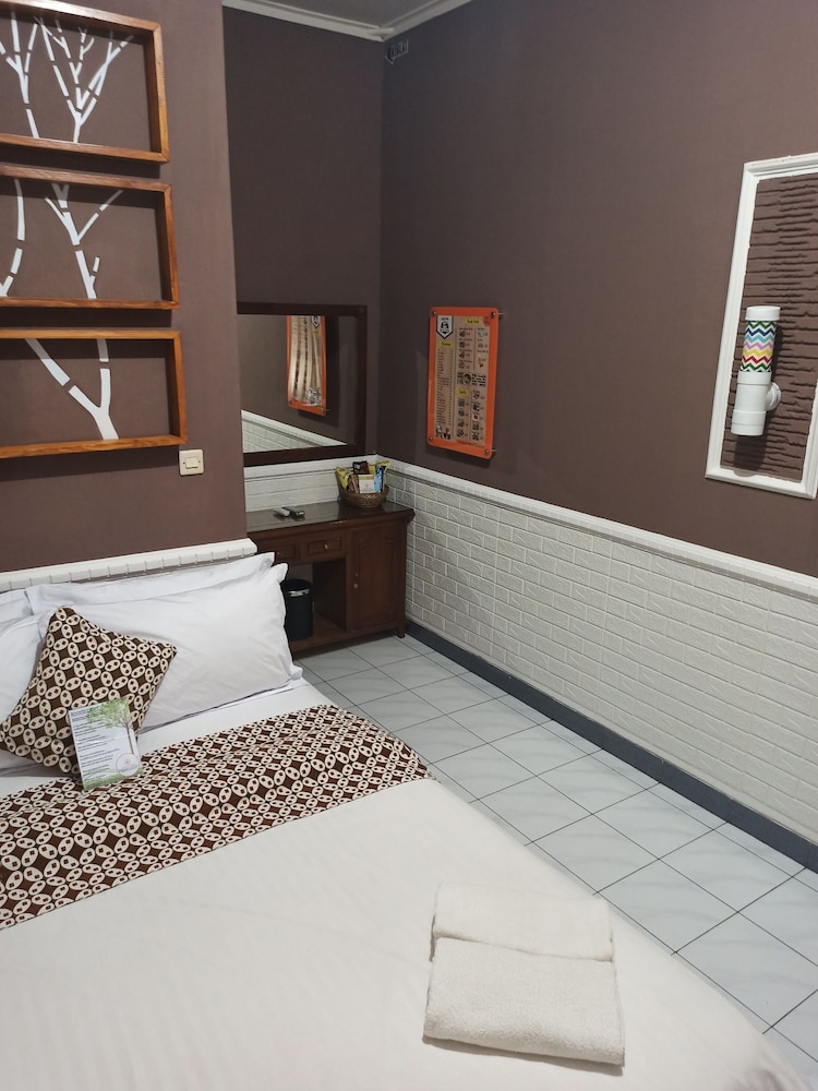 Kusuma Syariah Hotel Yogyakarta 8/40